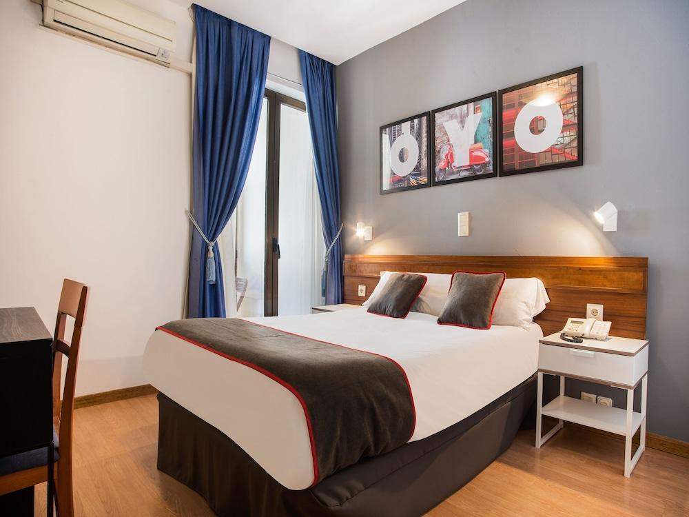 Hostal Felipe V Madrid Luaran gambar